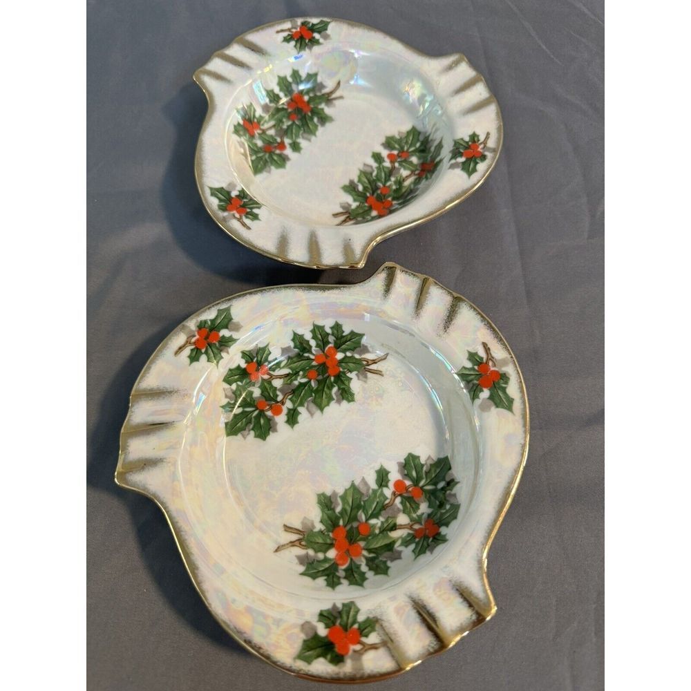 Vintage Holiday candy dish Featuring Holly‎ Decor With Gold Rim quantity 2